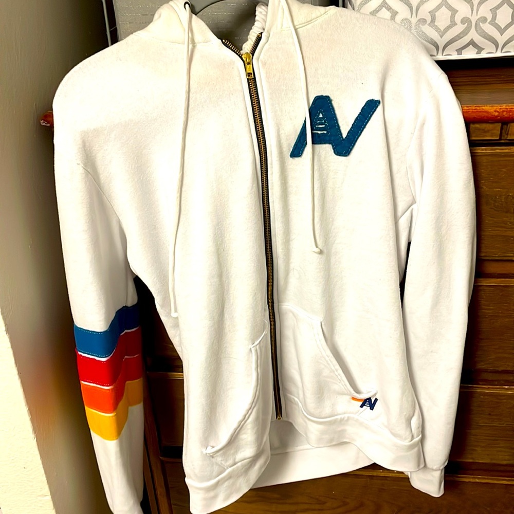 Super cute comfy aviator nation sweatshirt barely worn